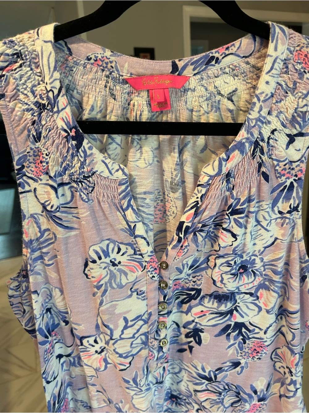 Lilly Pulitzer Essie top Lilac Trunks in the Air - Picture 5 of 9